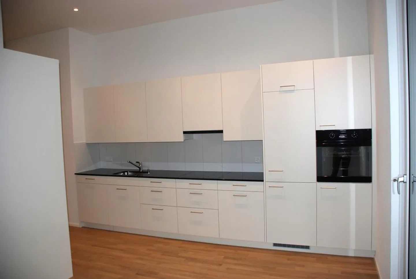 Appartement calme et lumineux près de la gare - Photo 3 sur 9