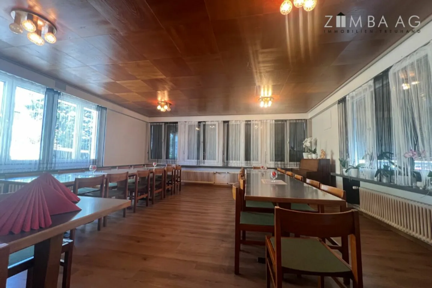 Restaurant mit Gartensitzplätzen - Foto 11 von 13