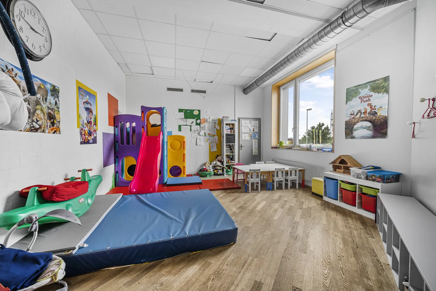 Modern Commercial Space in Affoltern - Photo 14 of 15