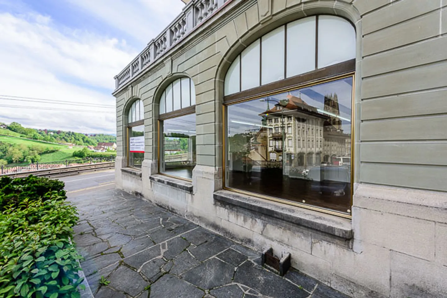 Arco commerciale e depositi - Foto 2 di 6
