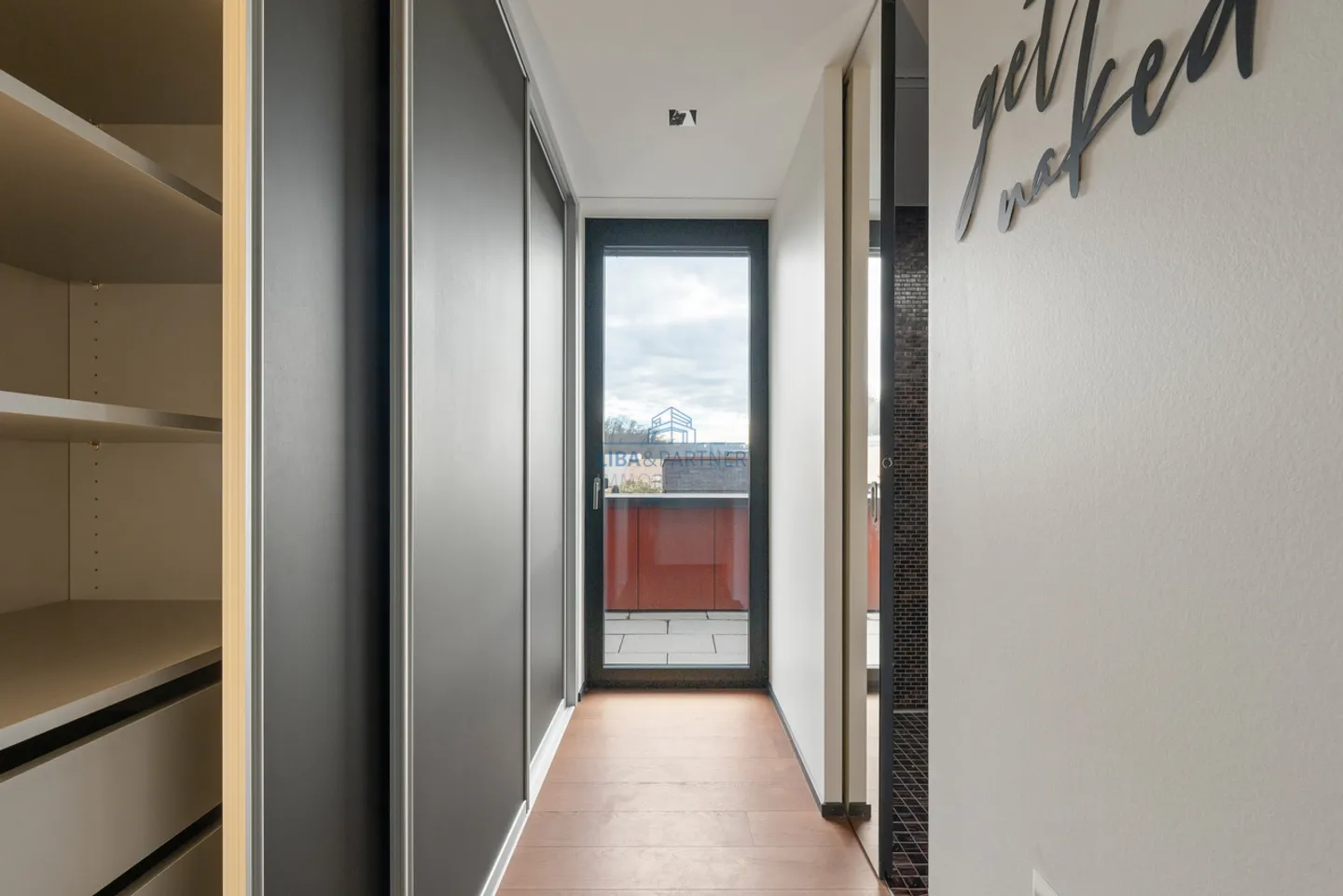 Appartement penthouse design exclusif sur Bruderholz avec vue panoramique - Photo 7 sur 13