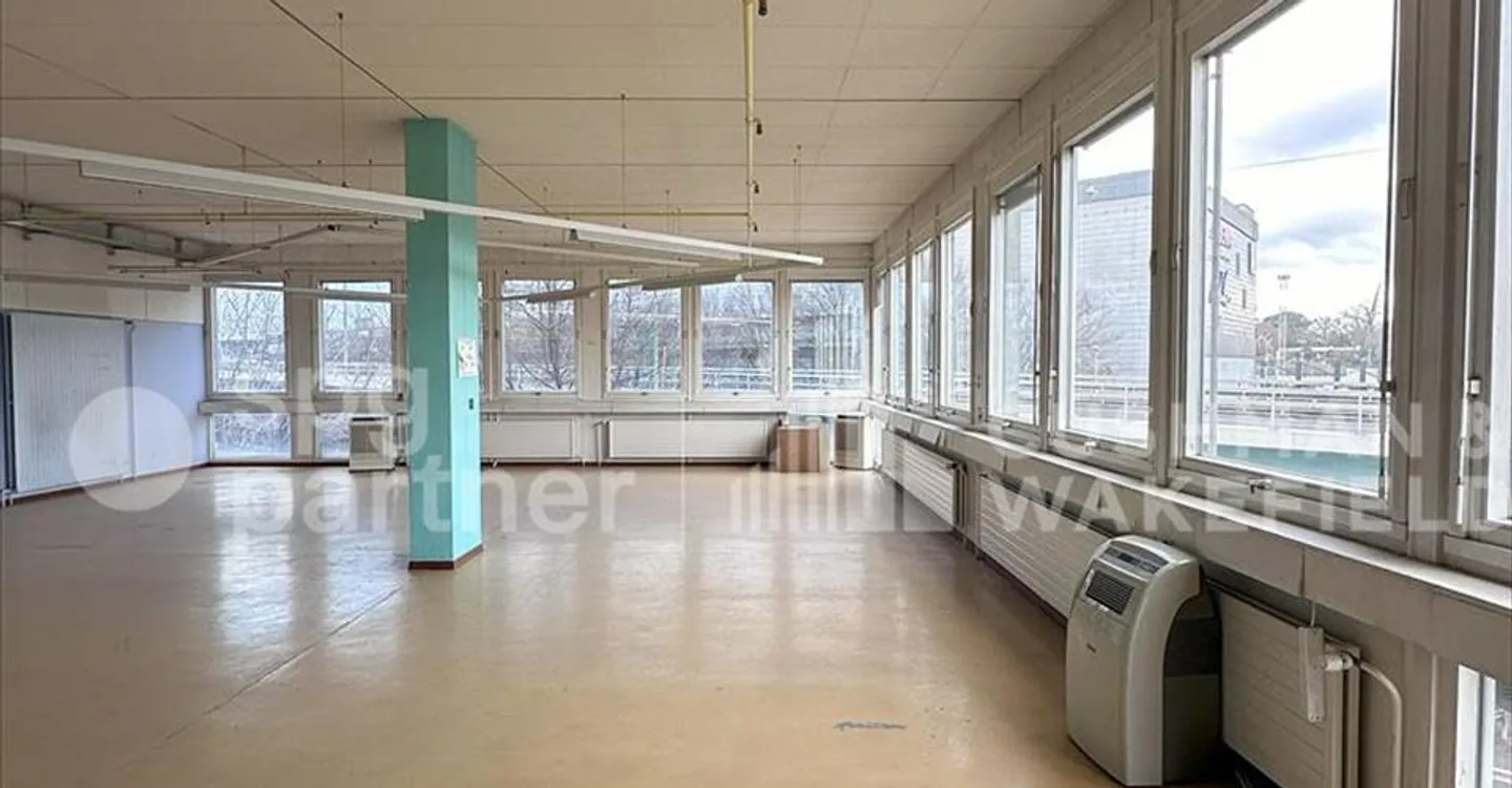 Office space for rent - Photo 4 of 6