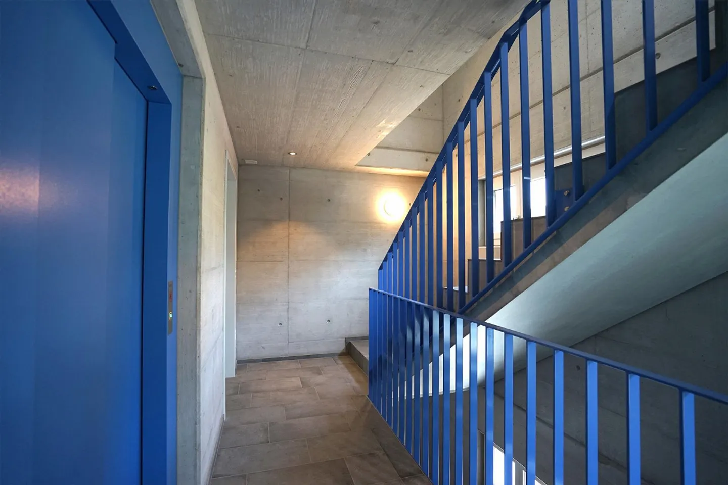 Prima locazione di appartamenti con 3,5 stanze - Foto 11 di 11