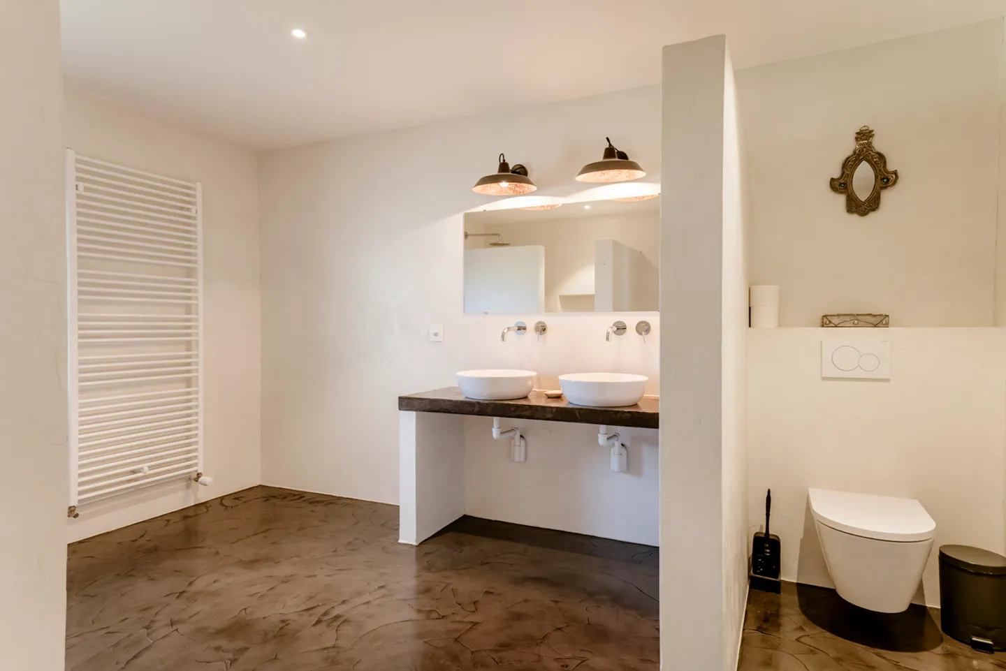 Edificio caratteristico di 6,5 stanze completamente ristrutturato - Foto 10 di 13