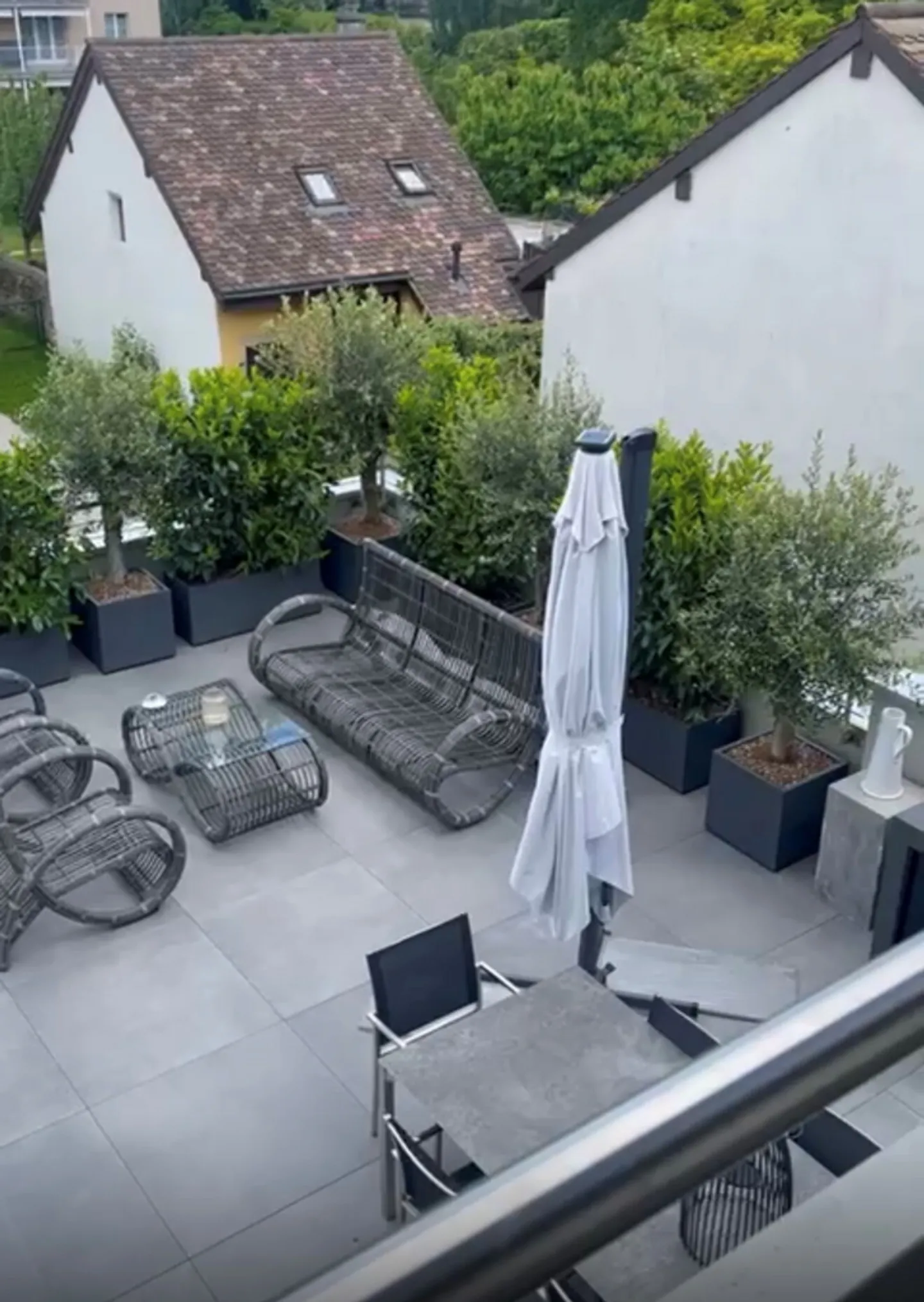 Appartamento di alto standard con 4.5 stanze e terrazza a Yverdon - Foto 9 di 10