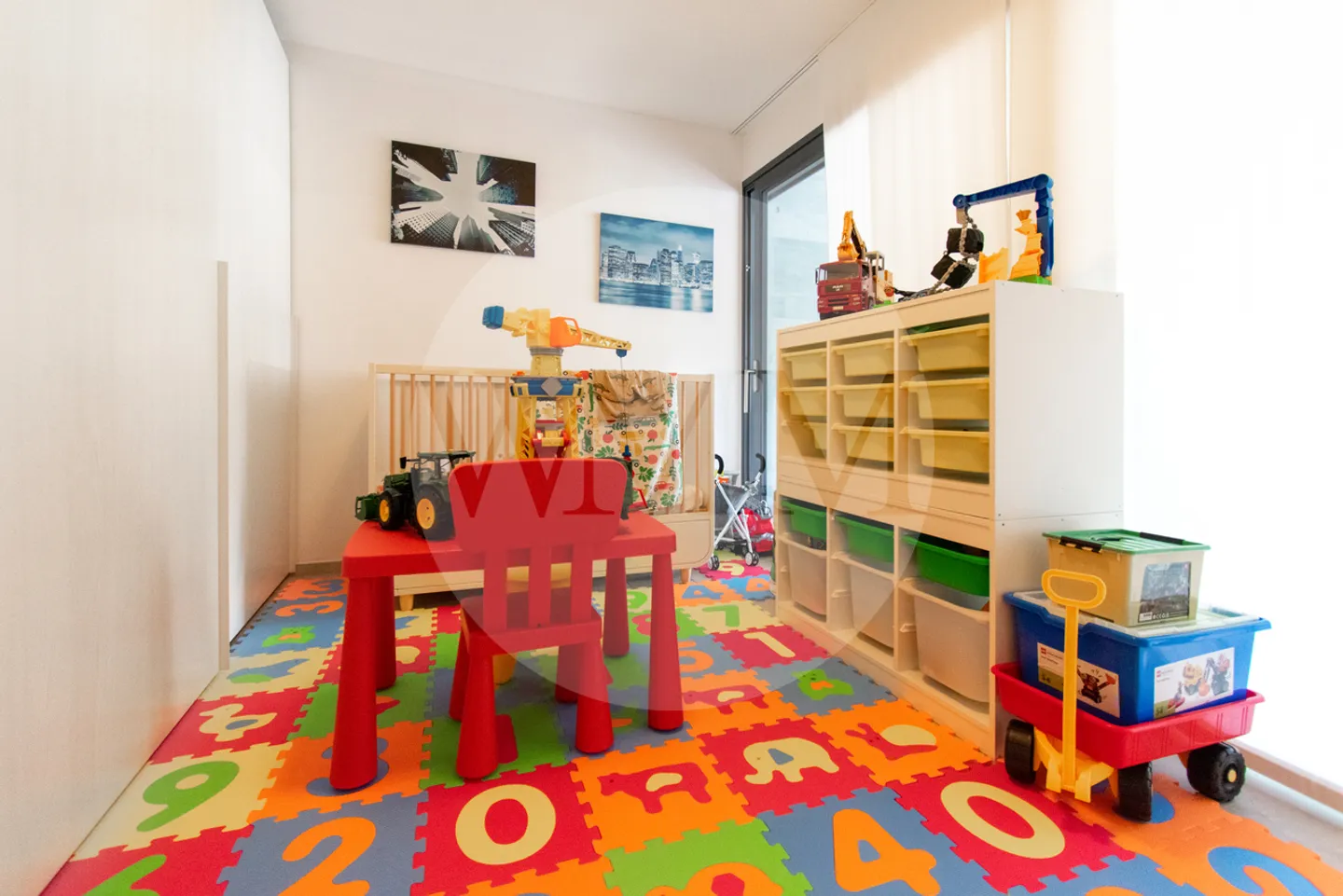 Spacious apartment with covered terrace - Photo 10 of 17