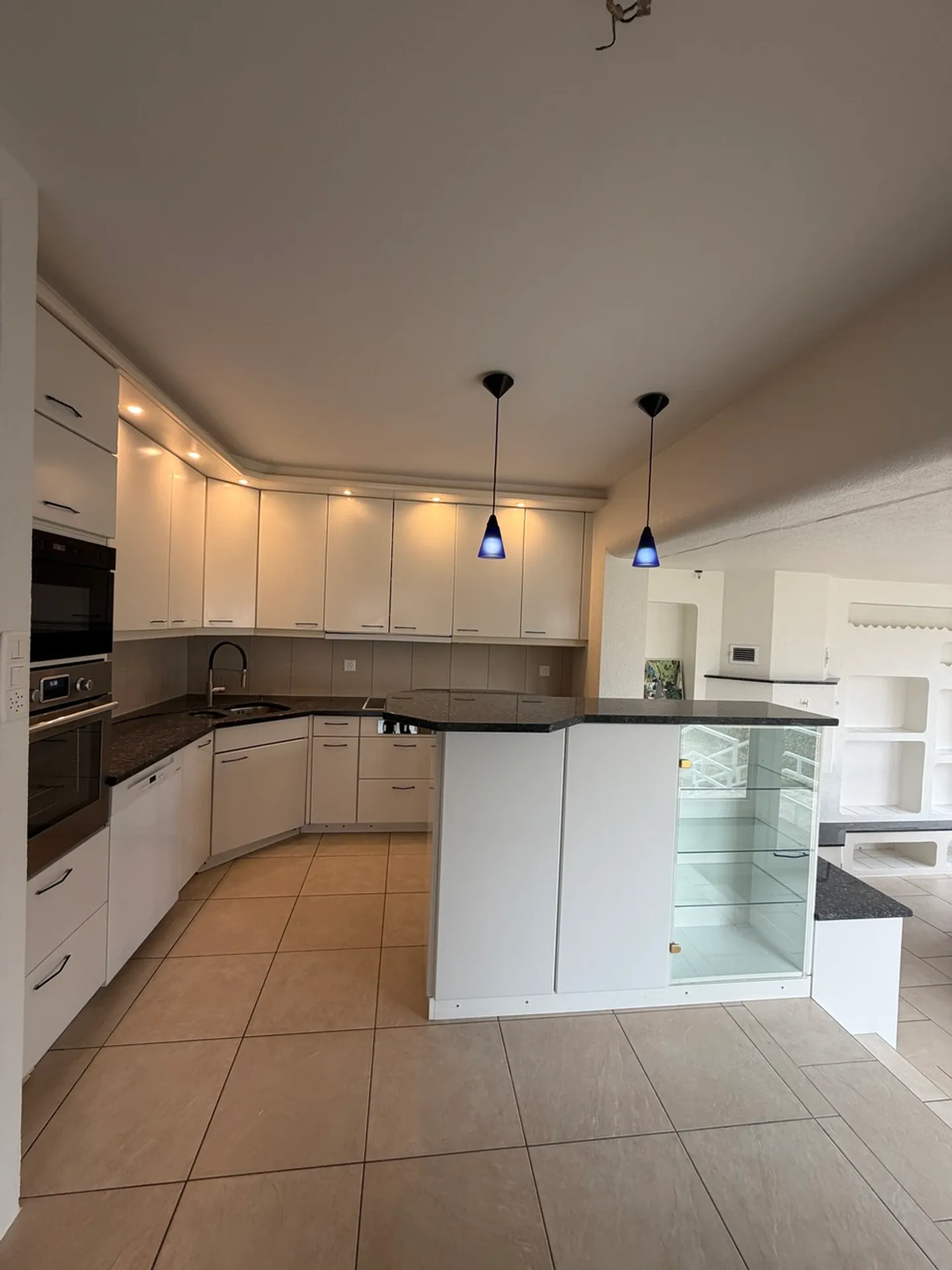 Einfamilienhaus in Boudry - Foto 2 von 23