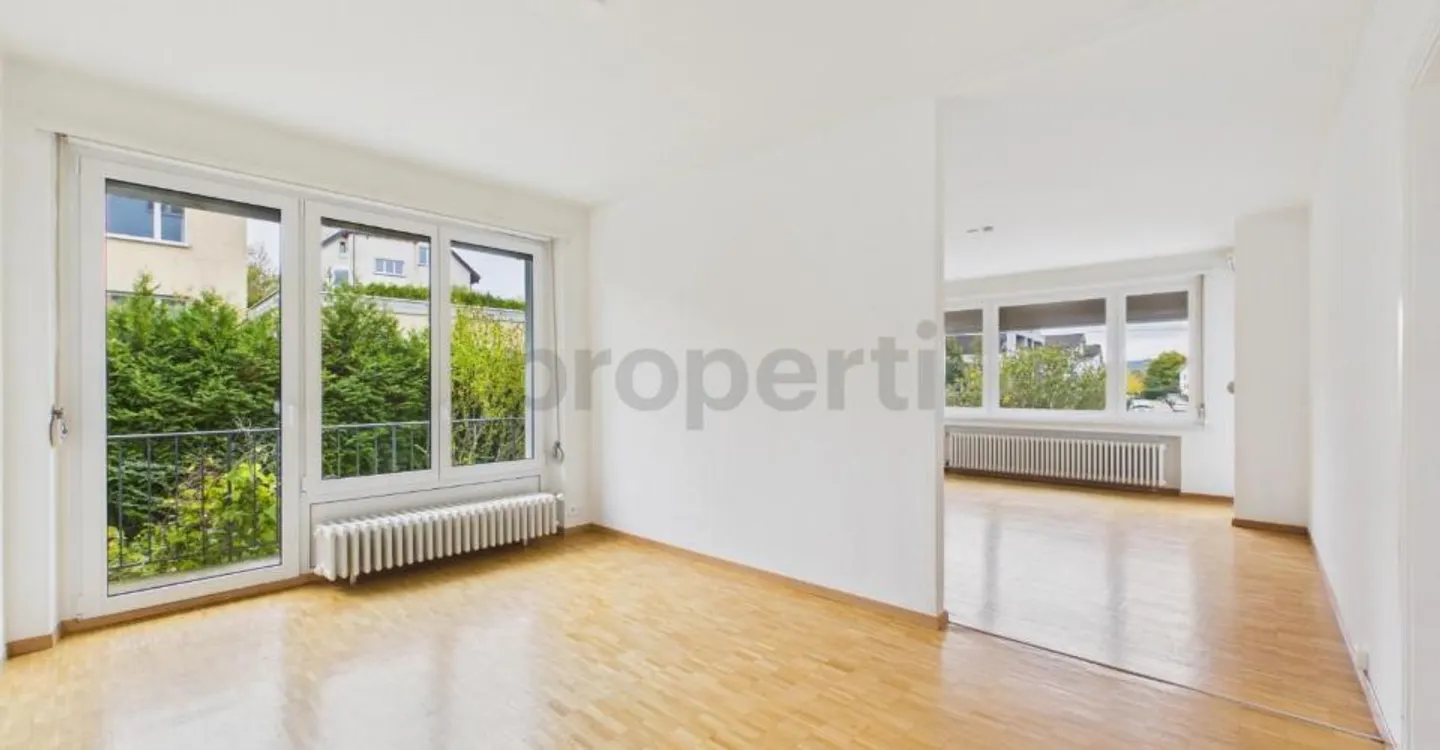 Stilvolle Wohnung mit grosser Terrasse - Foto 1 von 7