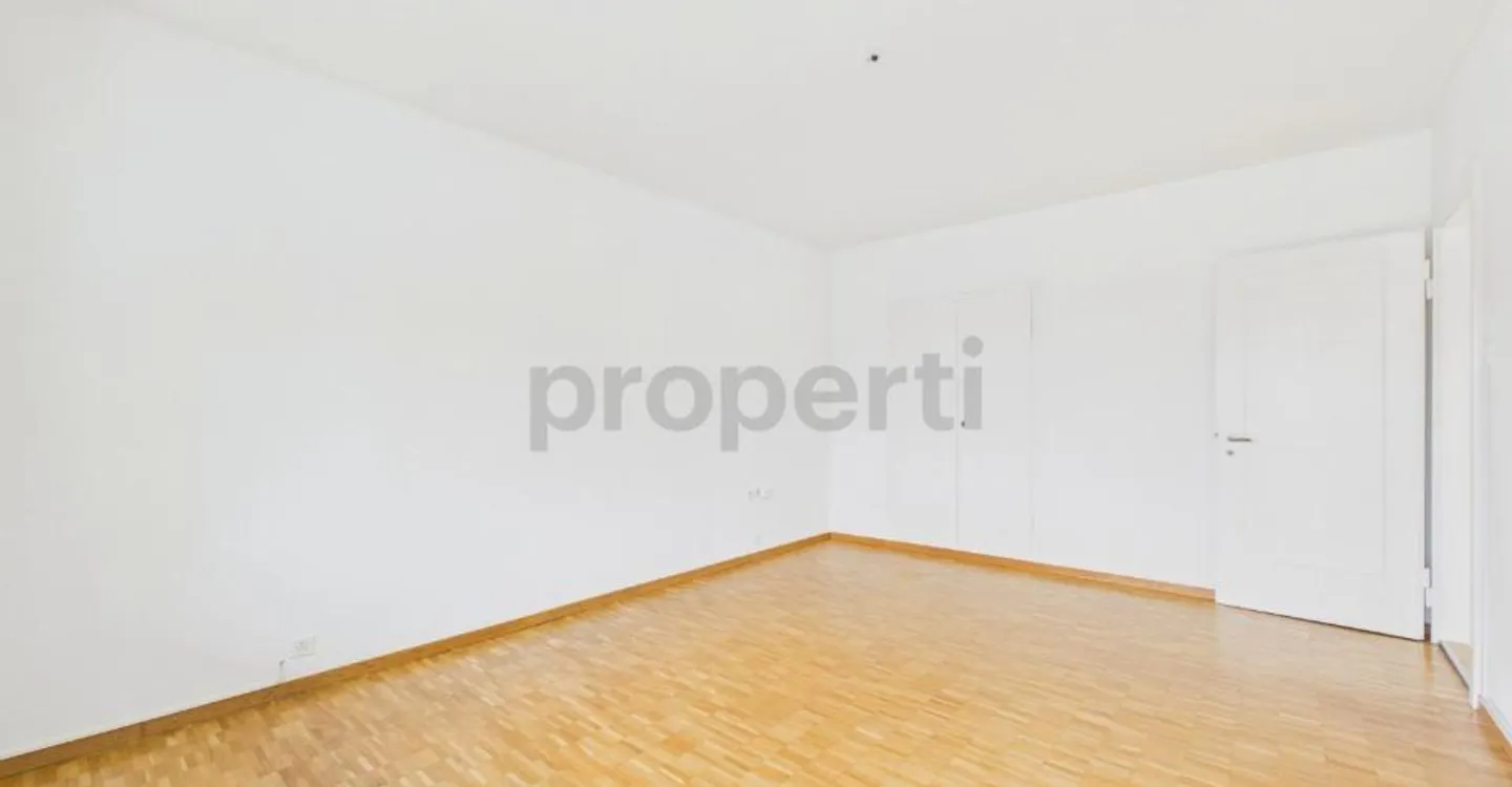 Stilvolle Wohnung mit grosser Terrasse - Foto 4 von 7