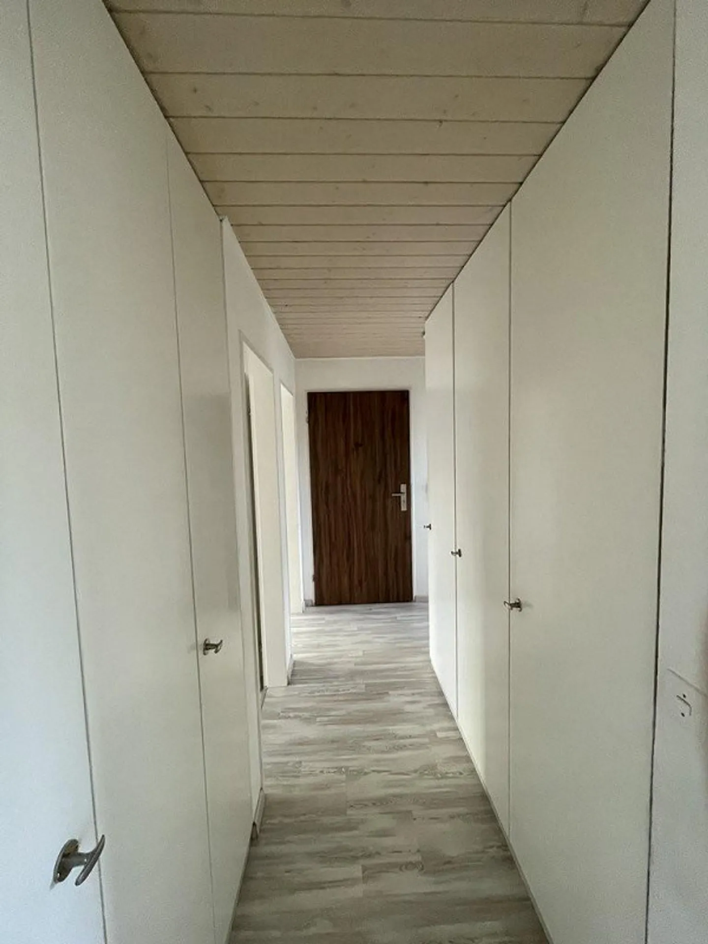 Helle Wohnung mit grosszügigem Sitzplatz - Foto 8 von 11