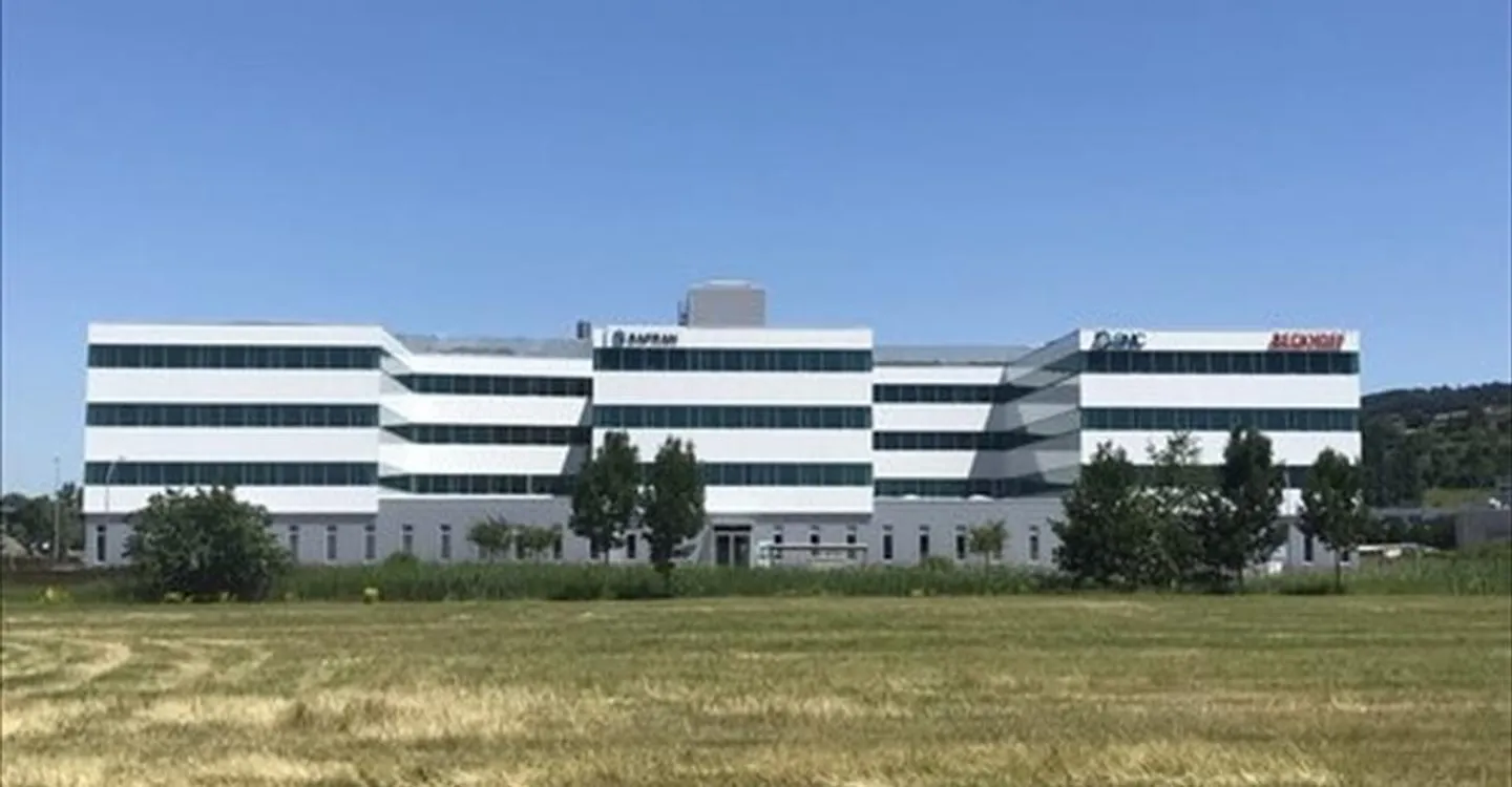 Bureau à louer - Photo 2 sur 2