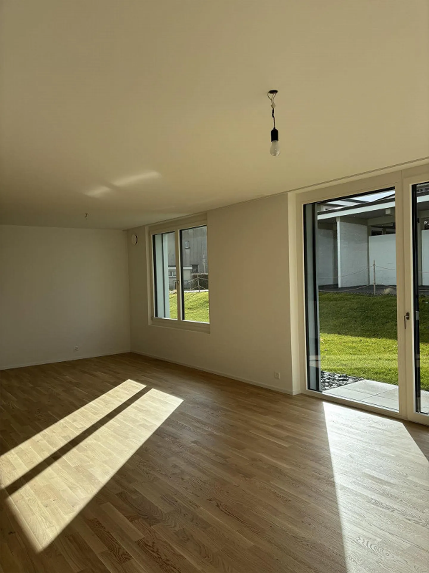 New Building - 3.5 Room Apartment on the Ground Floor - Photo 3 of 12