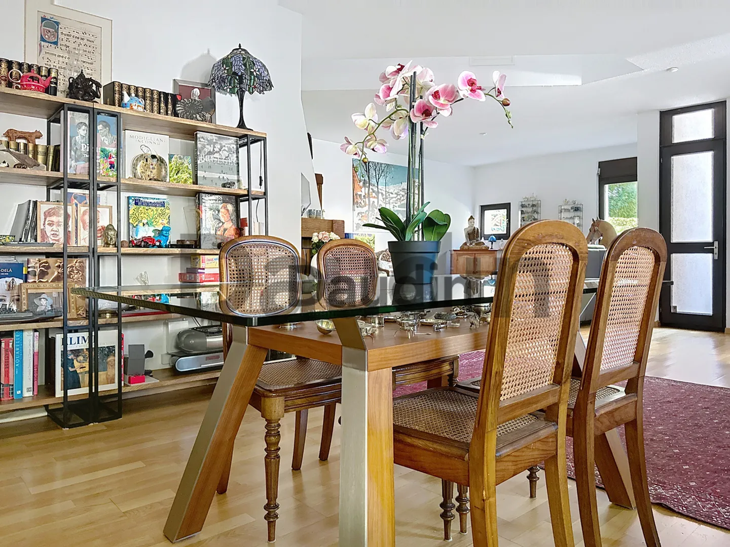 Villa with 6 rooms in a quiet residential area - Photo 10 of 12