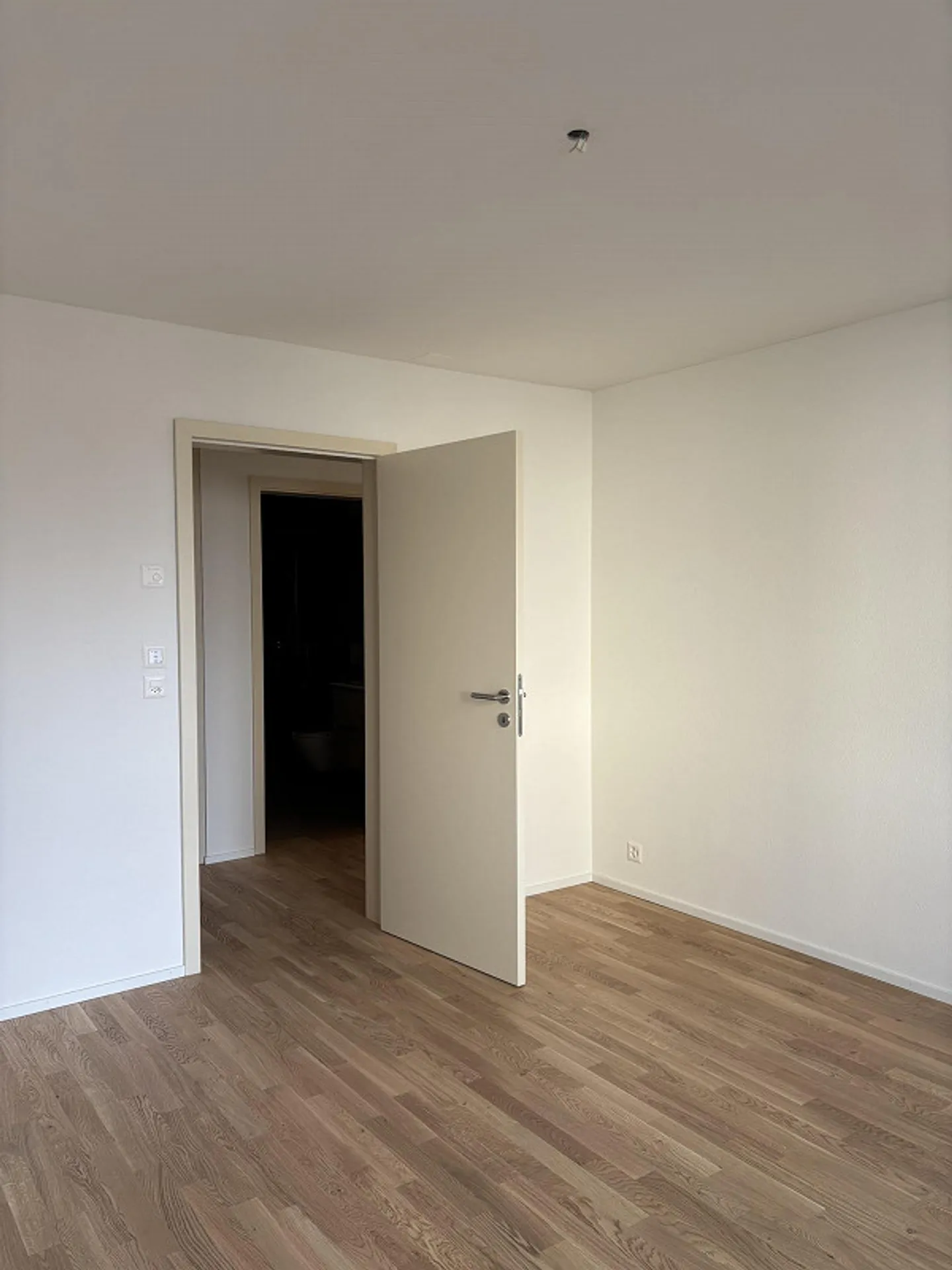 New Building - 3.5 Room Apartment on the Ground Floor - Photo 7 of 12