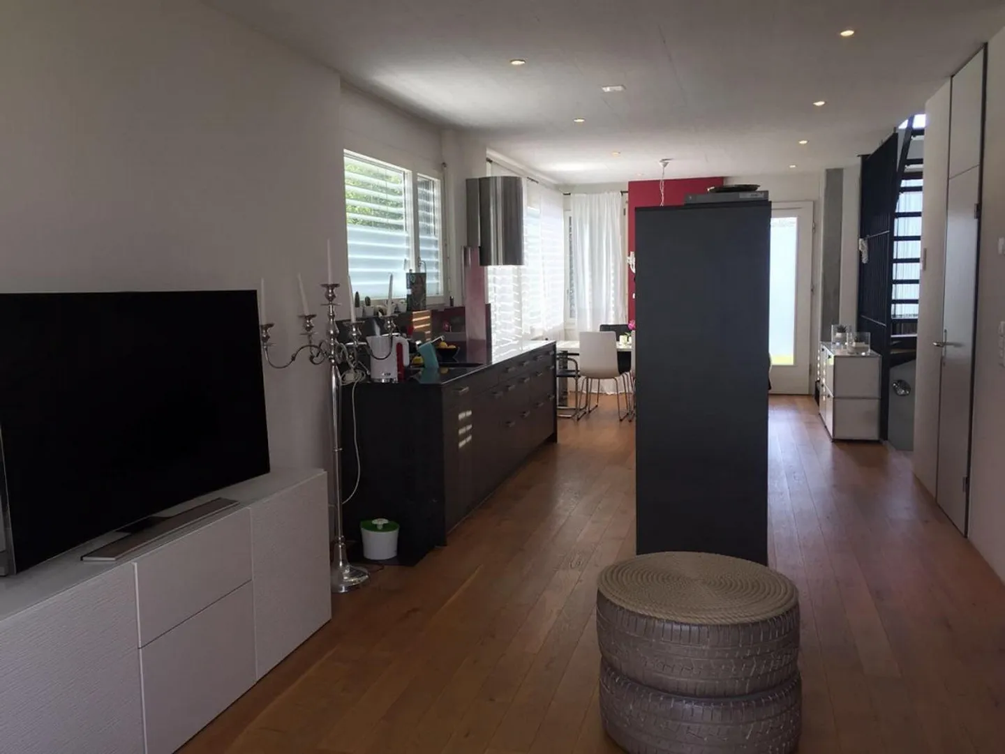 Moderne 3.5-Zimmer-Maisonette-Wohnung an zentraler Lage - Foto 4 von 17