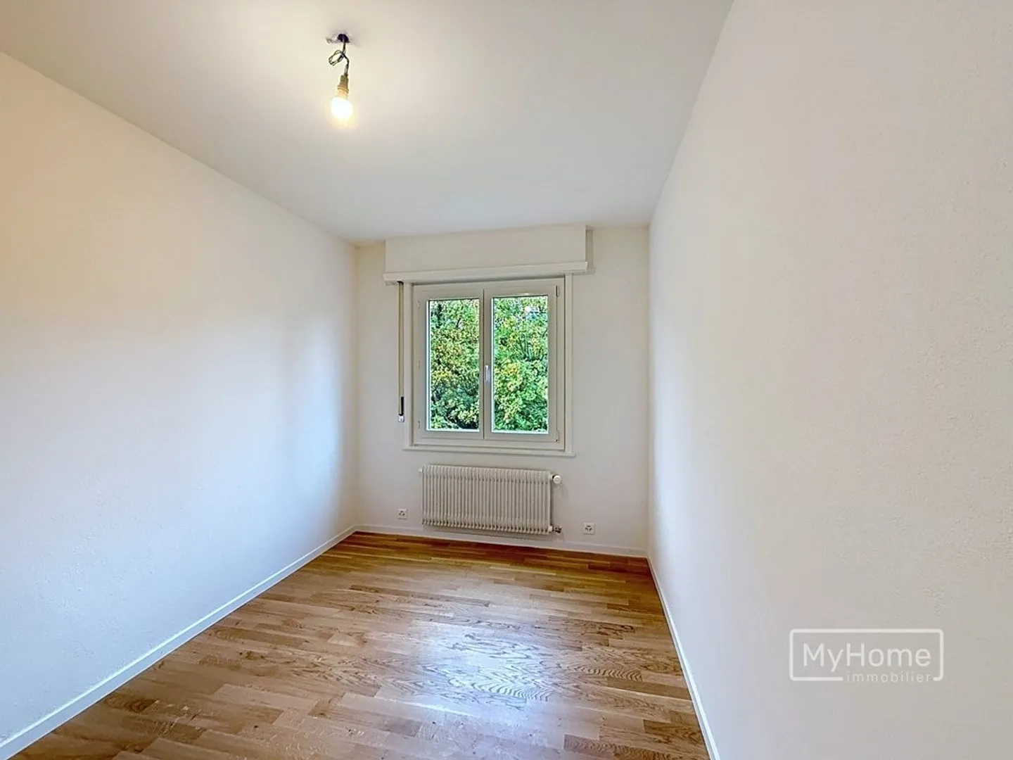Appartamento di 3 stanze completamente ristrutturato - Foto 3 di 9