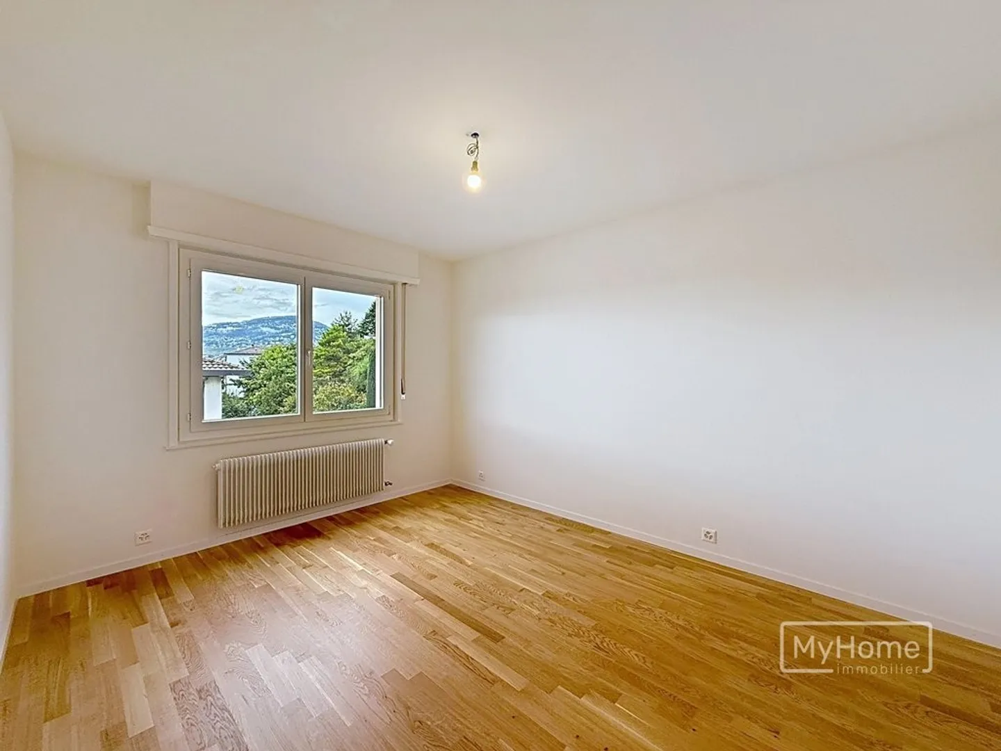 Appartamento di 3 stanze completamente ristrutturato - Foto 4 di 9