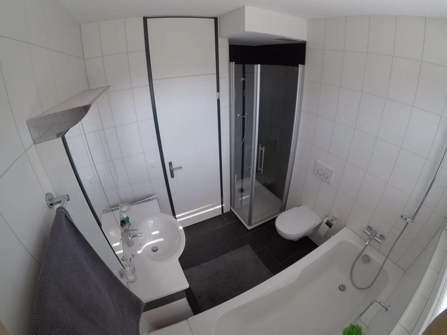 Moderne 3.5-Zimmer-Maisonette-Wohnung an zentraler Lage - Foto 9 von 17