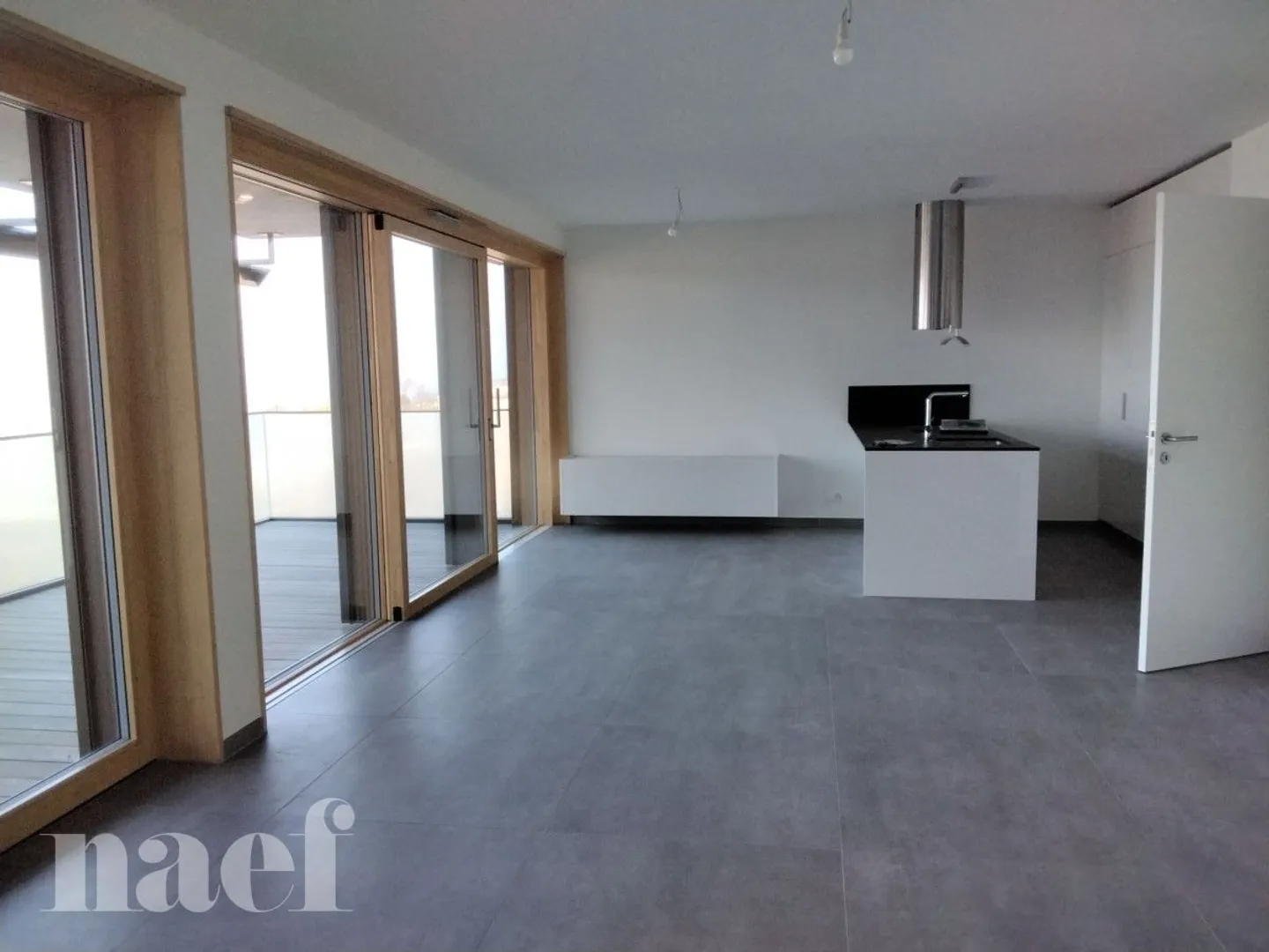 Appartamento 5.5 stanze - Foto 2 di 7