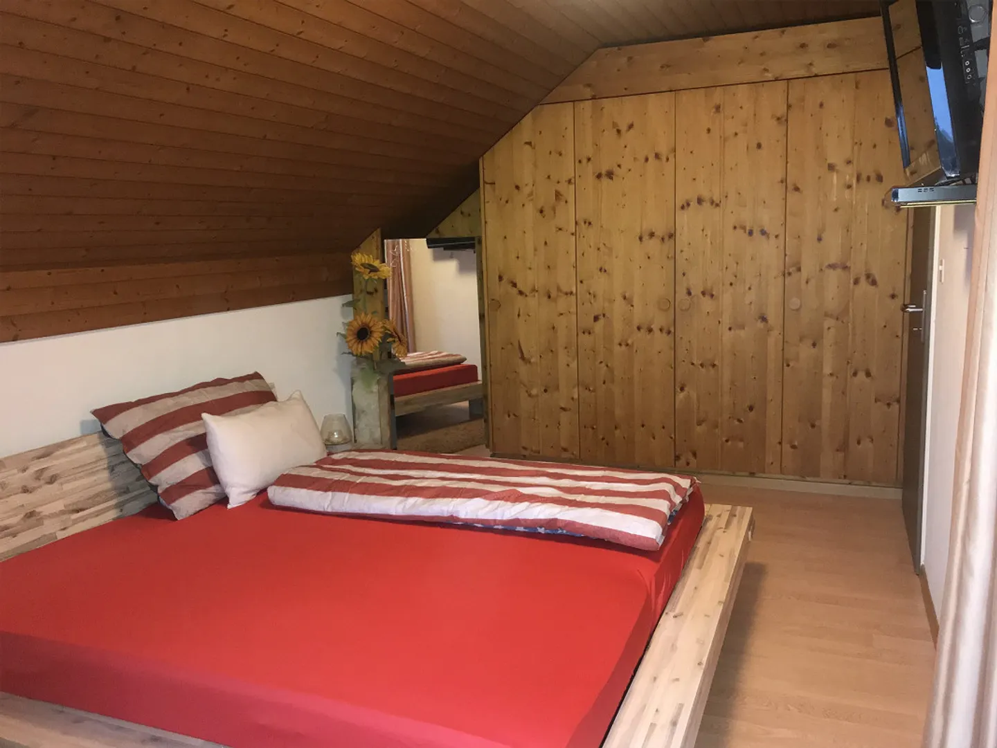 Appartamento luminoso in una posizione tranquilla - Foto 8 di 11