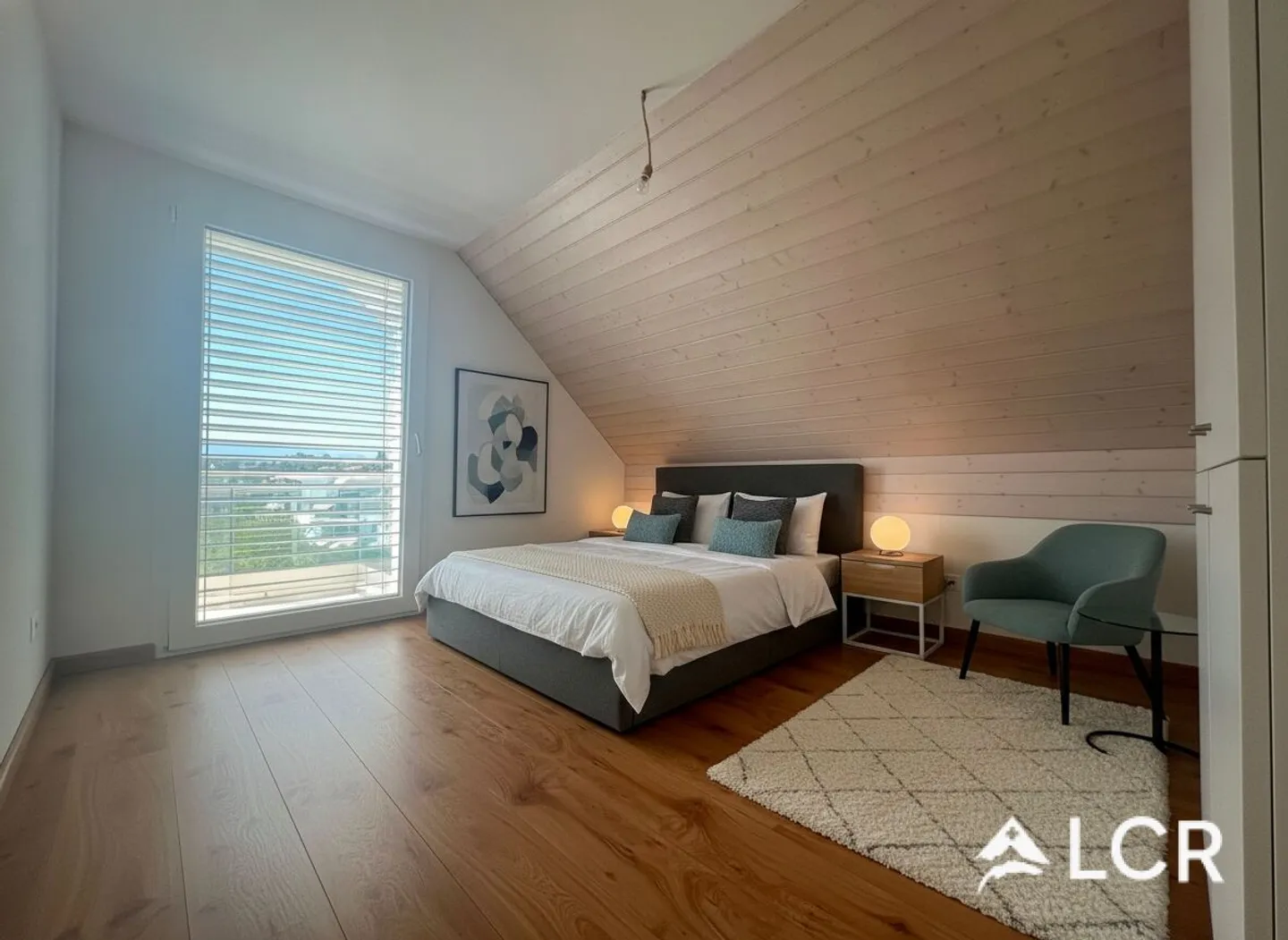 Spacious 4.5 Room Apartment - Photo 6 of 13