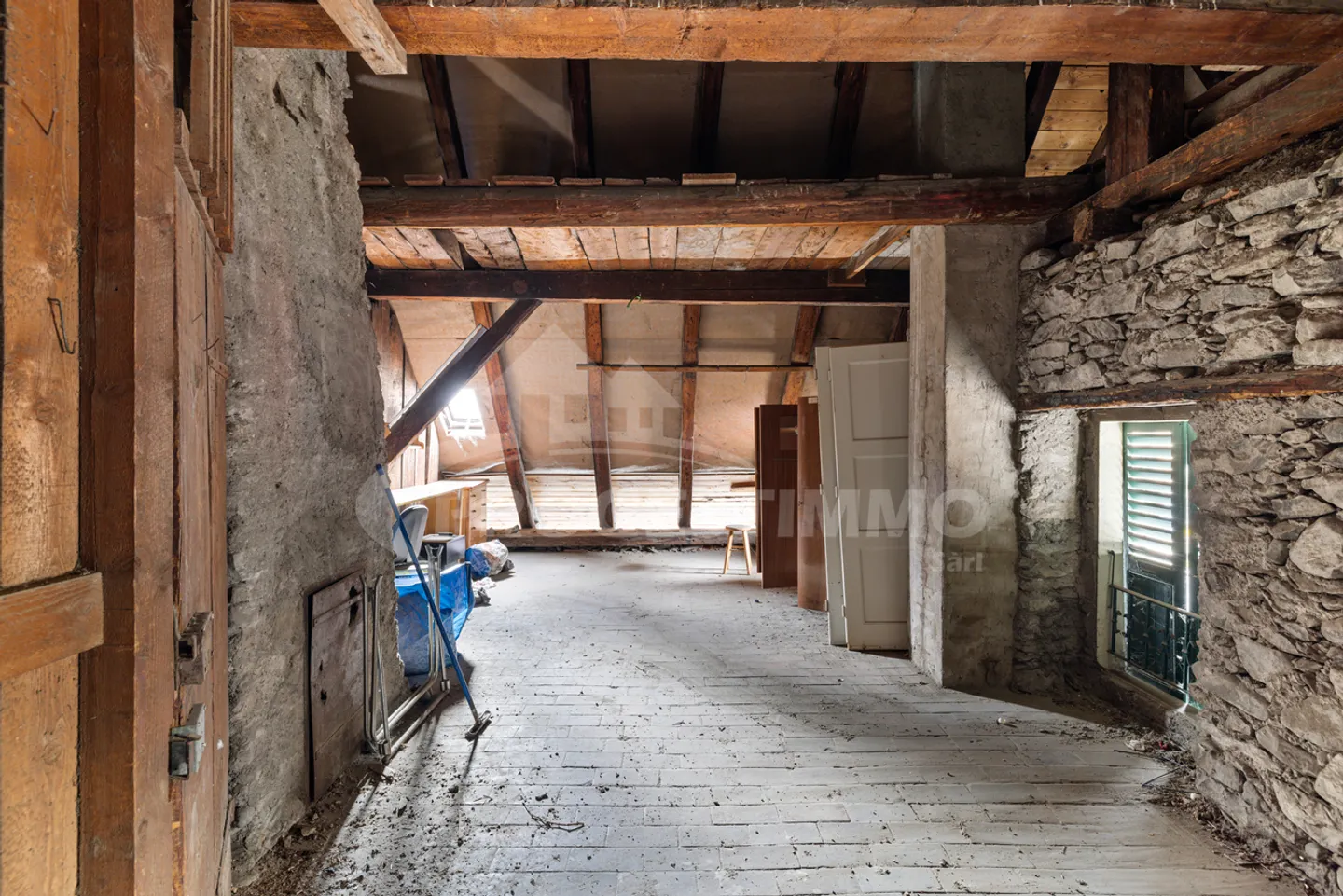 VOLLSTÄNDIG RENOVIERT, IM HERZEN DER STADT - Foto 9 von 10