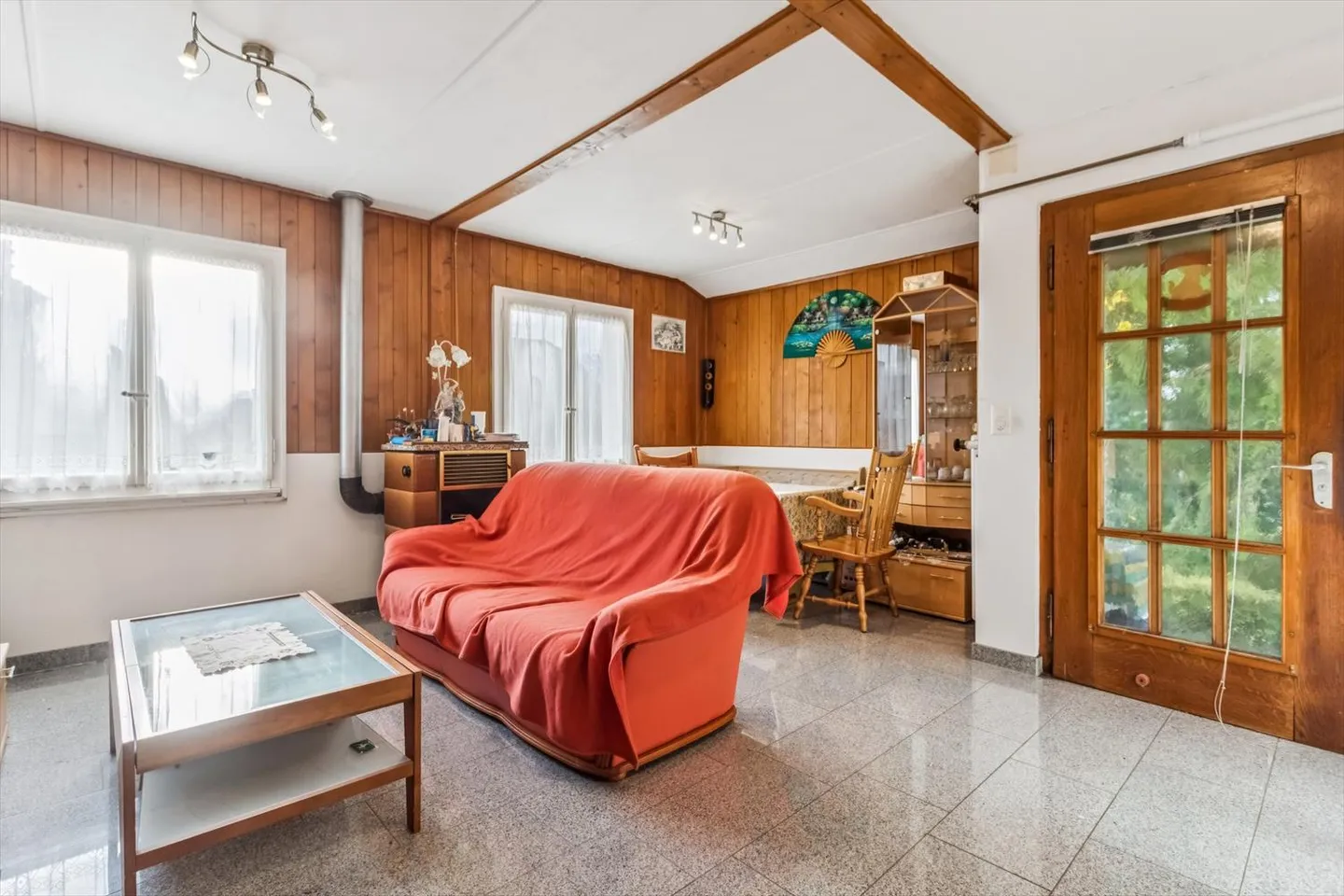 Casa indipendente con potenziale a Estavayer-le-Lac - Foto 2 di 10