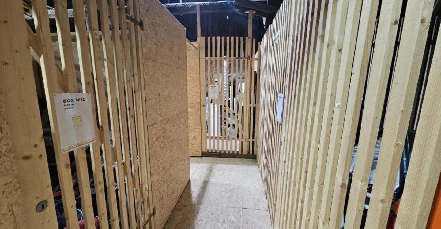 Multiple storage boxes - storage units from 6.83 to 52.93 m2 starting at CHF 80 in Movelier - Photo 3 of 10