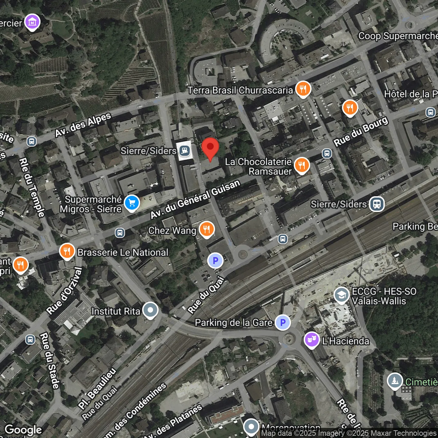 Place de parking au centre-ville de Sierre - Photo 3 sur 3