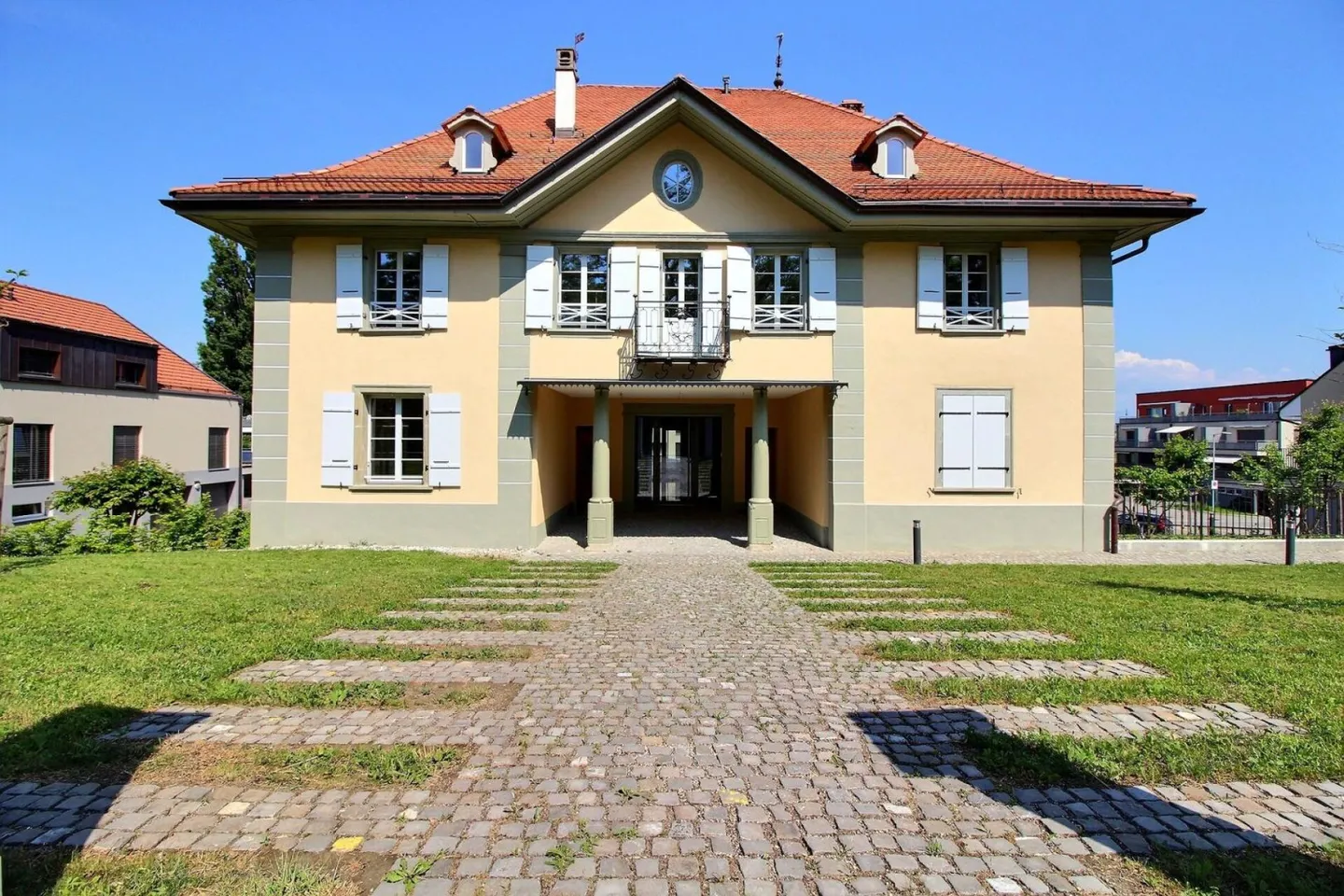 Domdidier - 4,5-Zimmer-Wohnung in Domdidier - Foto 1 von 15