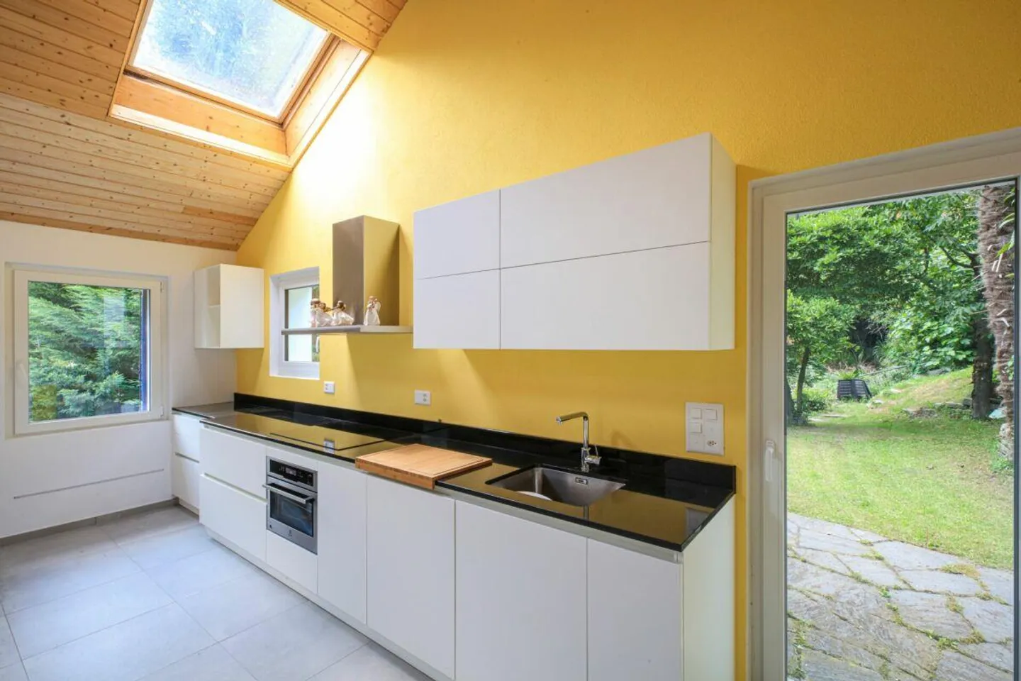 CORCAPOLO - Stylish alpine retreat in the heart of Centovalli - Photo 6 of 19