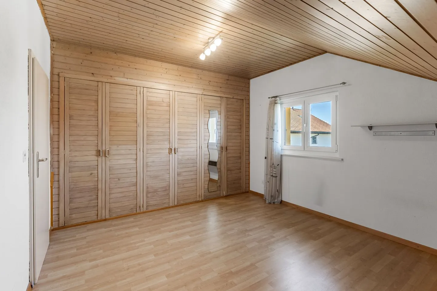 Geräumige Villa mit Pool und schönem Außenbereich in Grolley - Foto 9 von 12