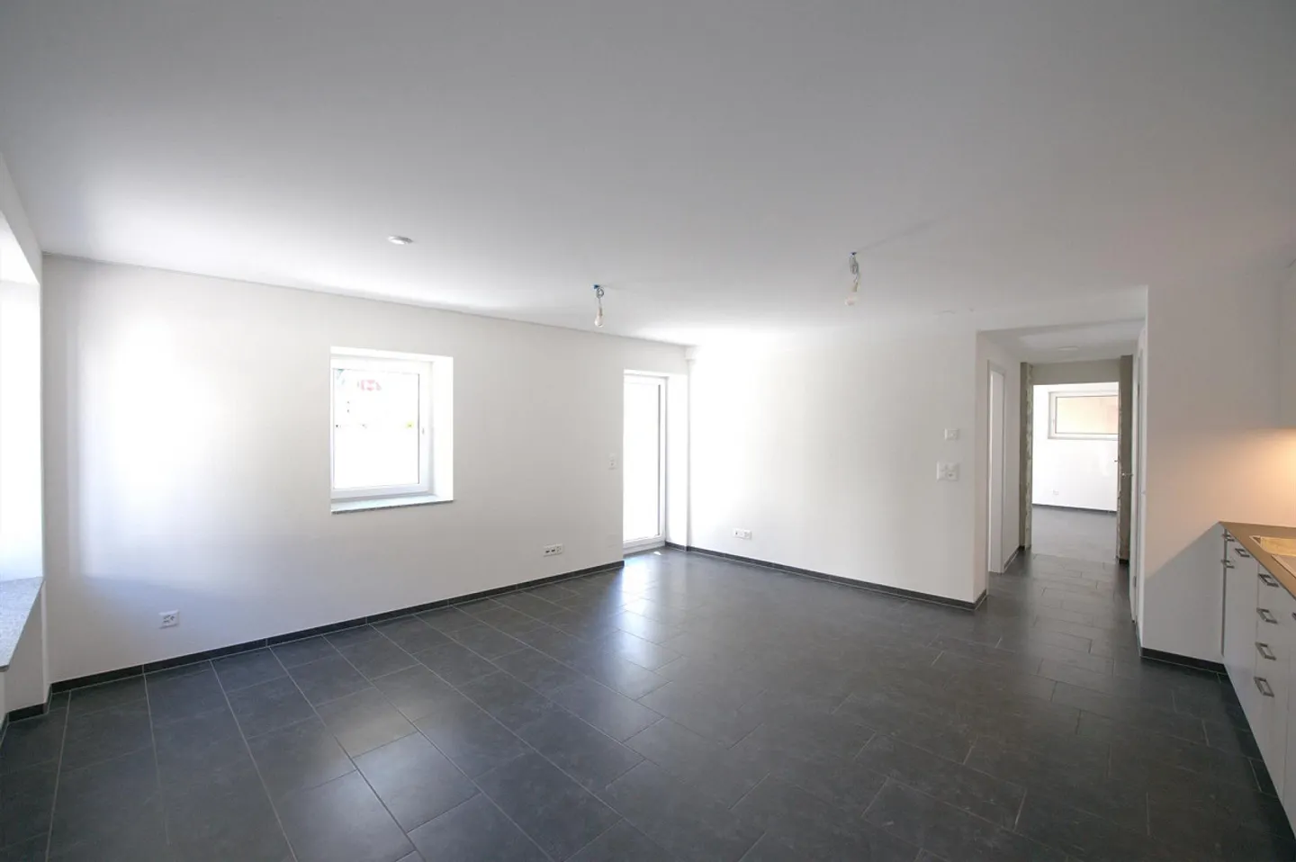 Appartement fraîchement rénové avec charme - Photo 12 sur 14