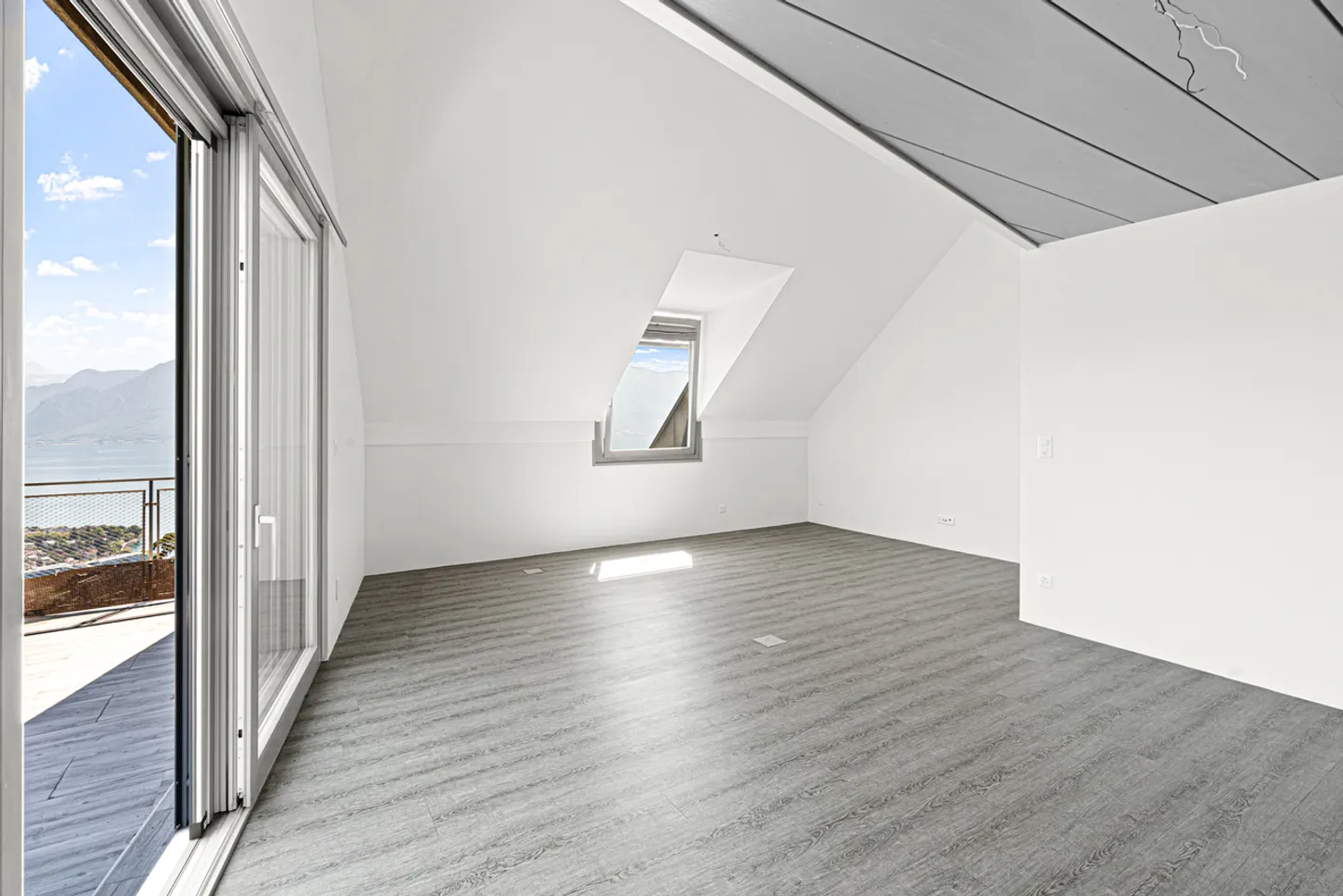 Appartement d'exception avec vue sur le lac Léman - Photo 5 sur 14