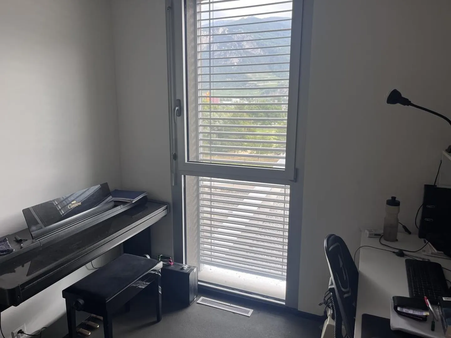 Appartement moderne avec balcon - Photo 3 sur 9