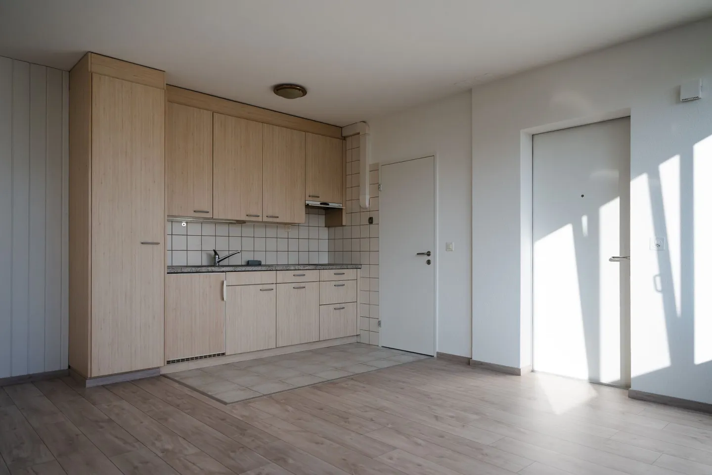 Casa multigenerazionale / due case a schiera con garage e giardino - Foto 9 di 39