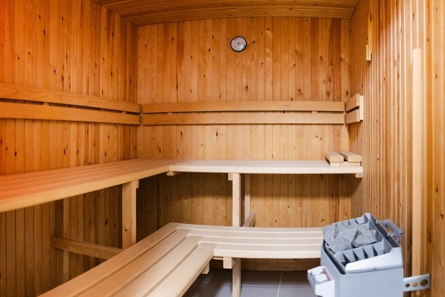 Casa multigenerazionale / due case a schiera con garage e giardino - Foto 13 di 39