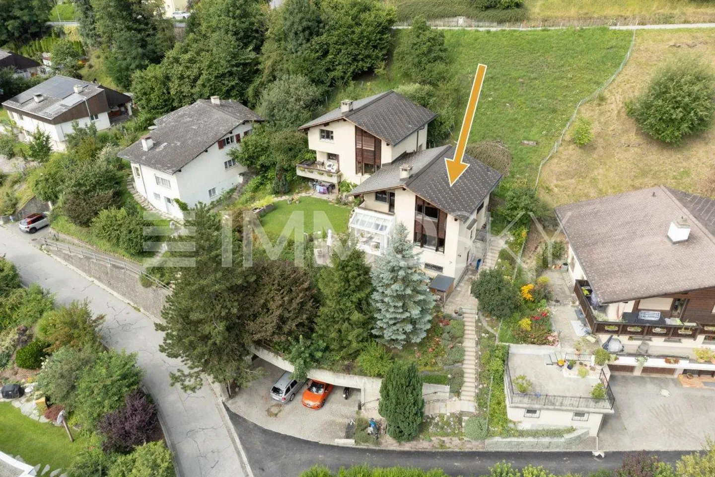 Casa Familiare Moderna con Giardino - Foto 2 di 5