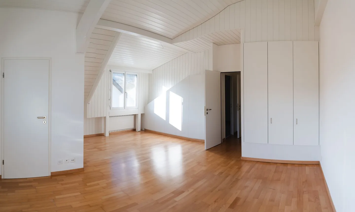 Casa multigenerazionale / due case a schiera con garage e giardino - Foto 25 di 39