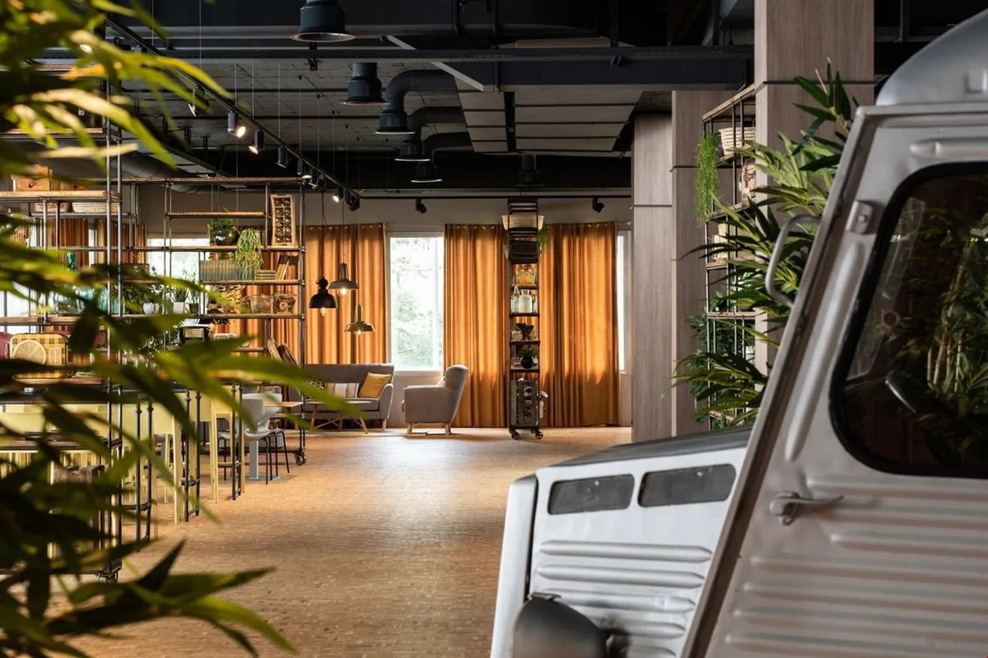 TOP ausgebaute Büroflächen - starten Sie mit uns durch! - Foto 9 von 14