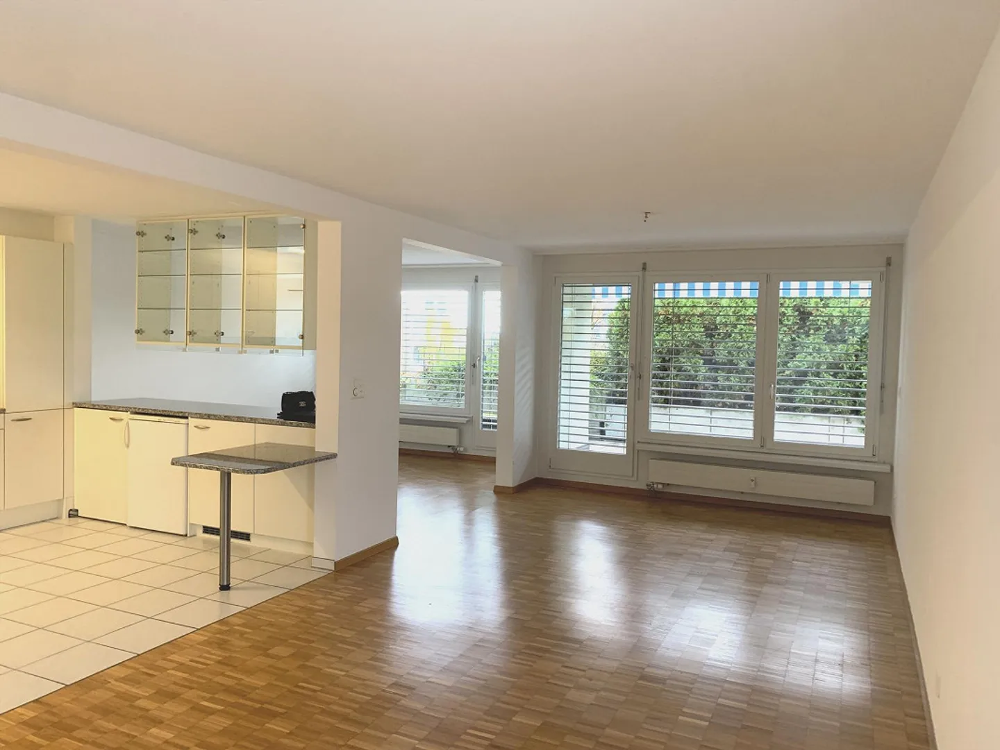 Belle grande appartement de 4.5 pièces - Photo 8 sur 12