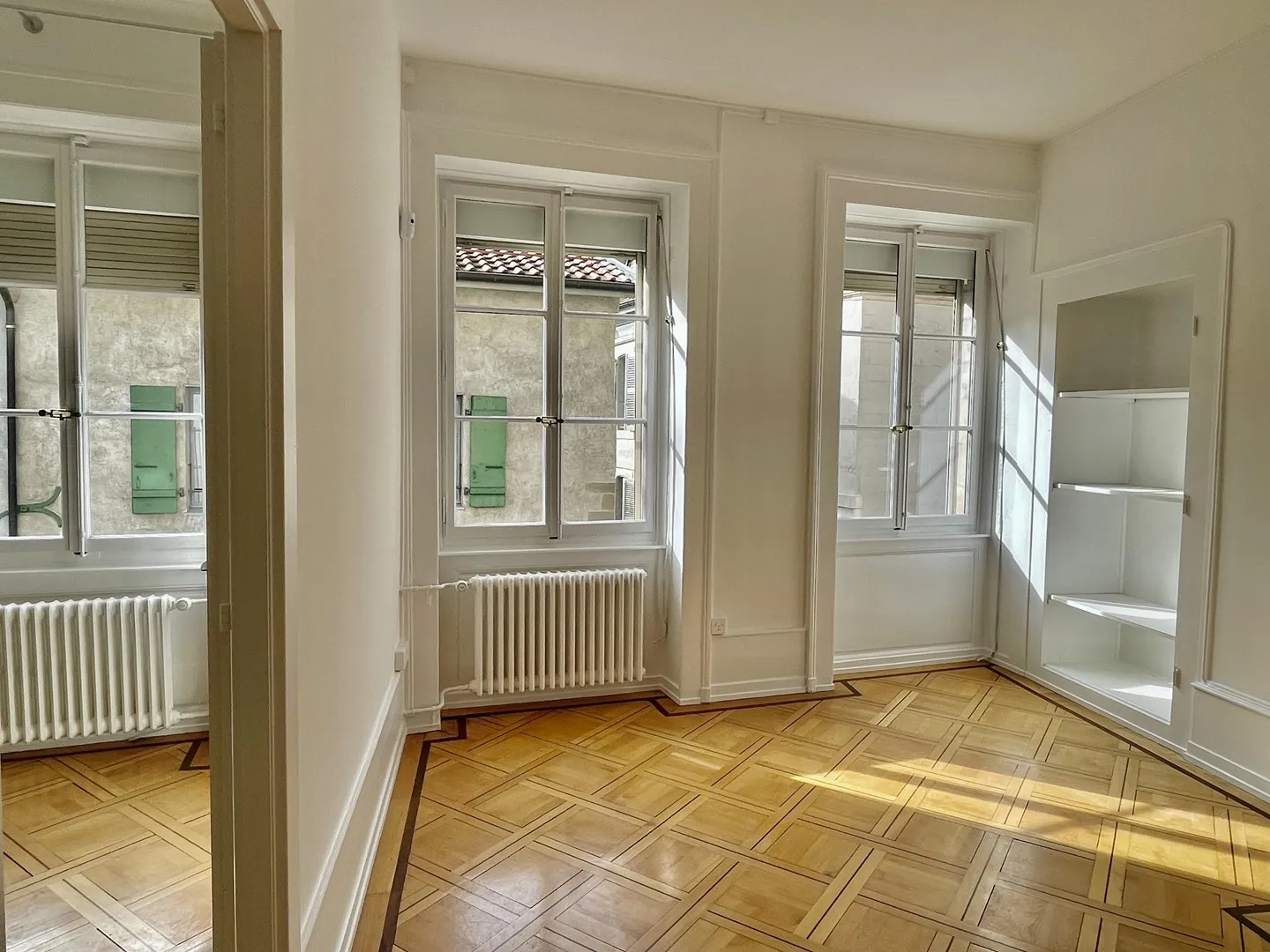 Appartement à vendre - Photo 2 sur 12