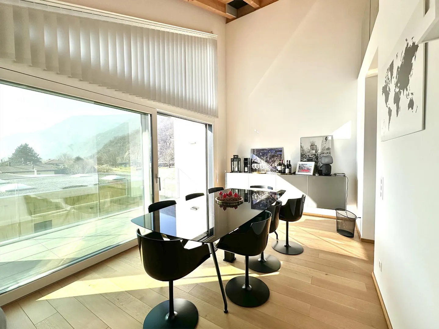 Villa Moderna con Rifiniture di Pregio - Foto 6 di 13
