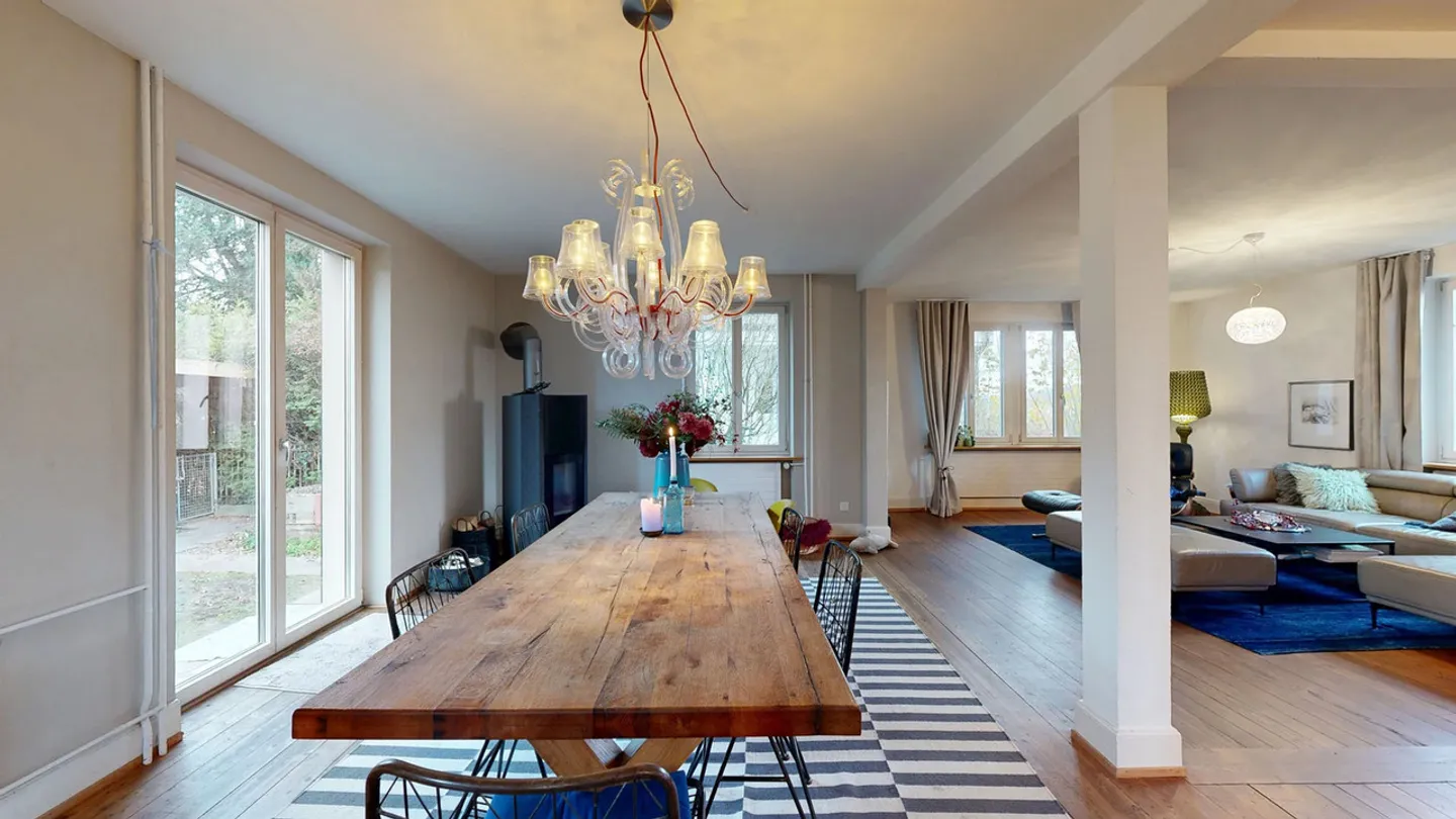 «Freistehendes 6.5-Zimmer-Einfamilienhaus mit Carport und Schwedenofen» - Foto 5 von 27