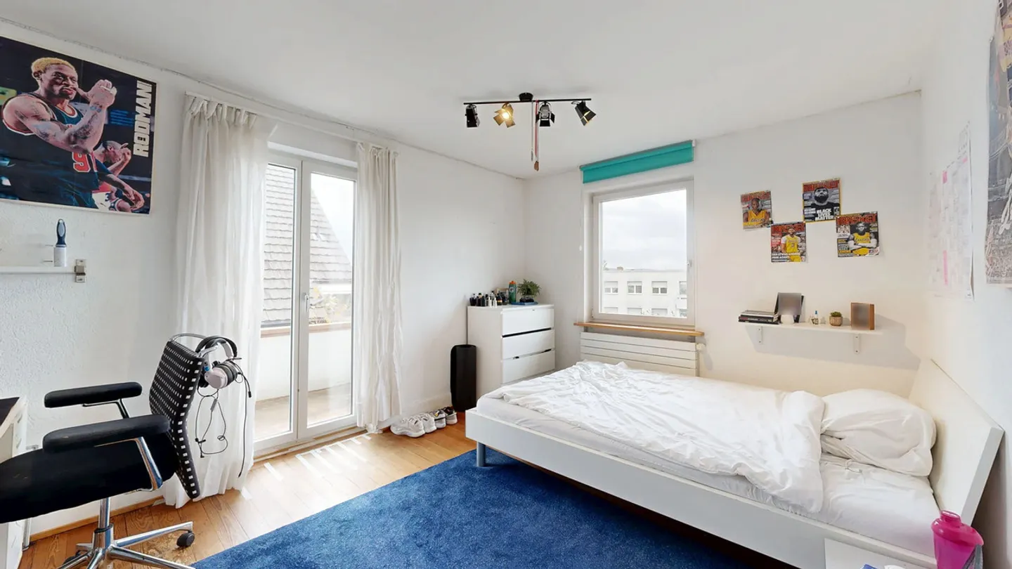 «Freistehendes 6.5-Zimmer-Einfamilienhaus mit Carport und Schwedenofen» - Foto 11 von 27