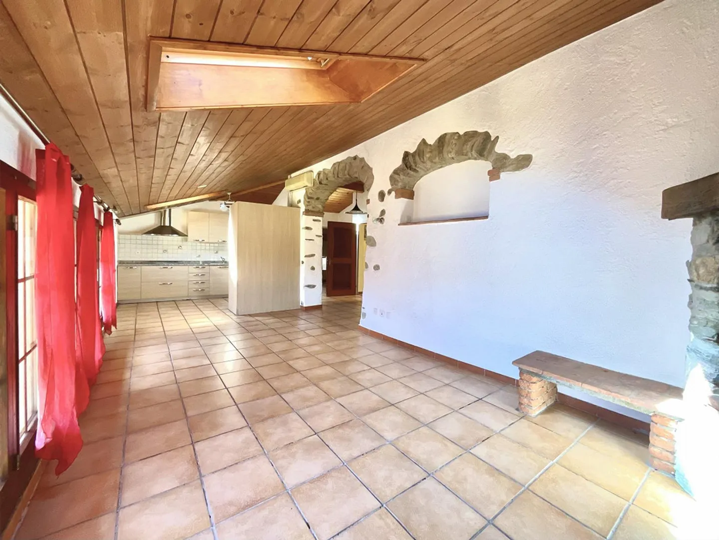 BEDANO - FOR SALE SEMI-DETACHED HOUSE IN HISTORICAL CENTER - Photo 3 of 11