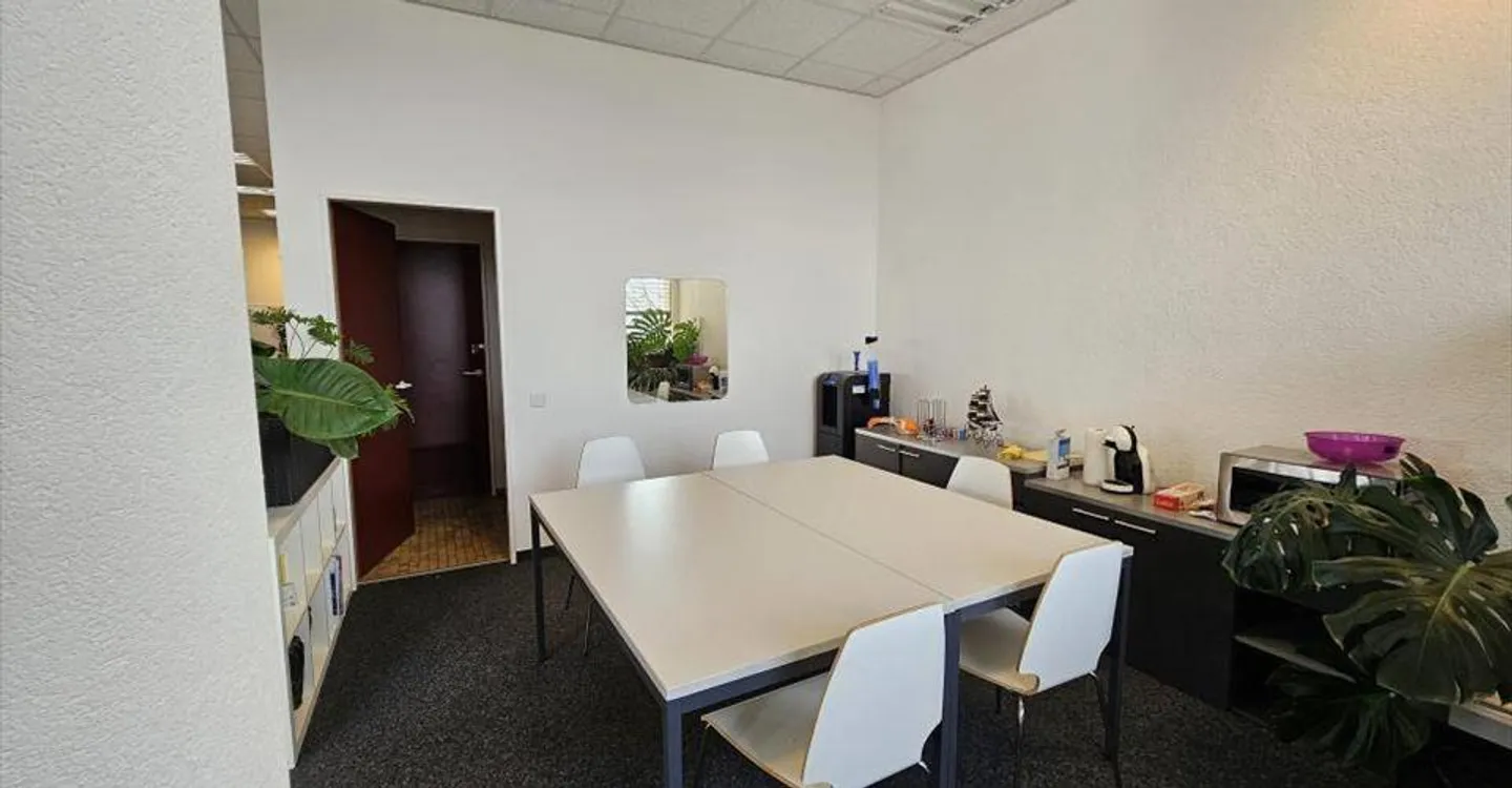 Spazio ufficio in affitto - Foto 1 di 8
