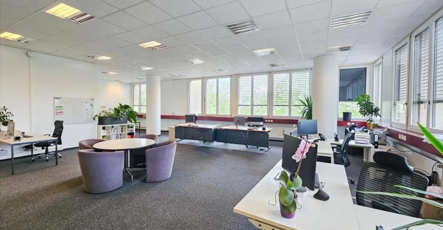 Spazio ufficio in affitto - Foto 2 di 8