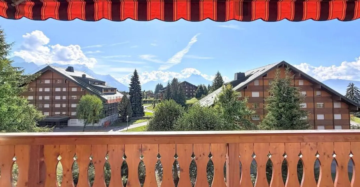 Schöne 2-Zimmer-Wohnung mit herrlichem Blick - Foto 3 von 11
