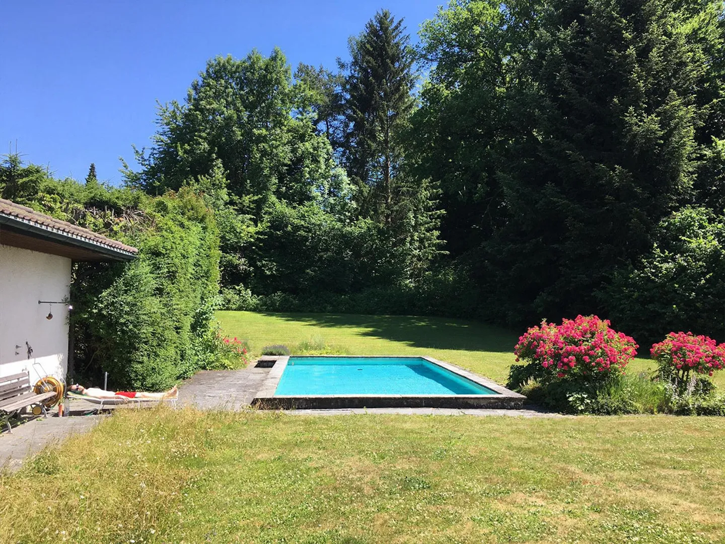 9-Zimmer-Einfamilienhaus mit grossem Umschwung - Foto 5 von 16